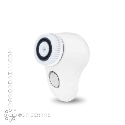 فیس براش چرخشی رنگ سفید مدل F600 طرح دو براش اورکلین کیوت اسکین