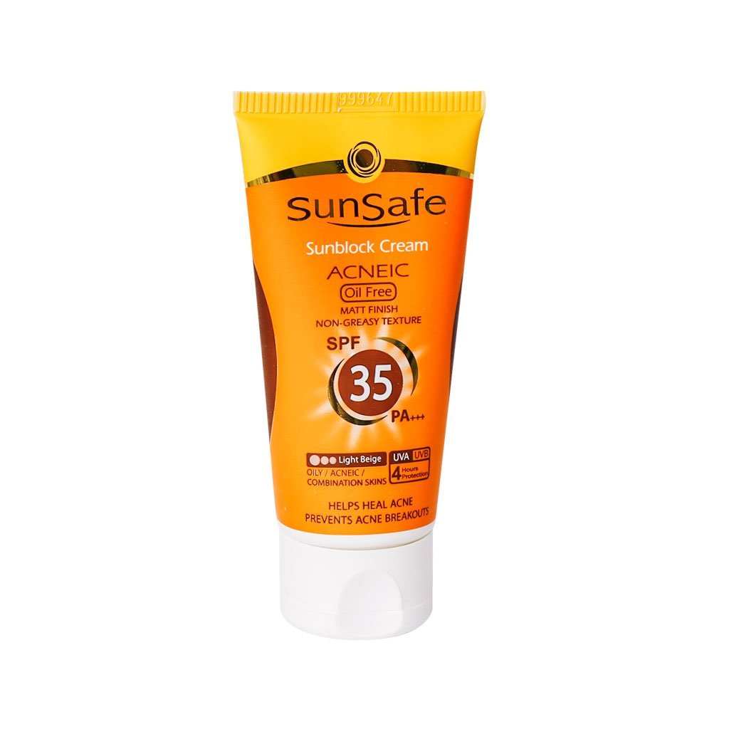 کرم ضد آفتاب بژ روشن پوست چرب فاقد چربی SPF50 سان سیف 50 میلی لیتری